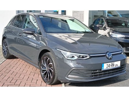 2024 Volkswagen Golf Style 2.0 TDI 115HP *AUTOMATIC, REAR VIEW CAMERA, SAT NAV*