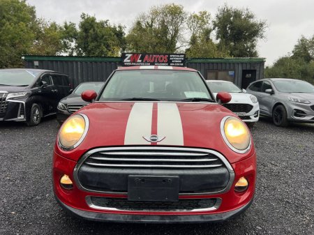 2015 MINI Hatch  €12,495
