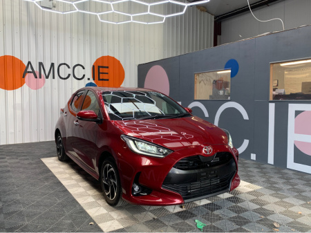 2022 Toyota Yaris MANUAL 1.5 PETROL / 27k KMs / Heated Leather, 360 Camera & More