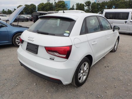 2016 Audi A1 1.0 TFSI €13,940