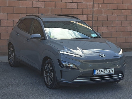 2022 Hyundai Kona Premium Model 64 kWh battery. €23,950