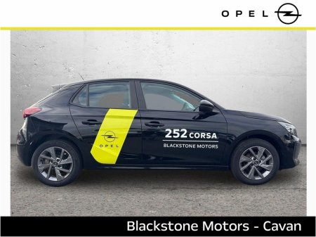 2025 Opel Corsa SC 1.2i (75PS) S/S 5 Speed €27,950