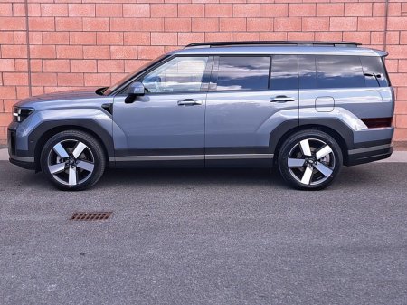2025 Hyundai Santa Fe 4 Wheel Drive Premium model Plug in Hybrid Automatic with 7 seats