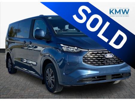 2025 Ford Tourneo Titanium PHEV... Leather seats
