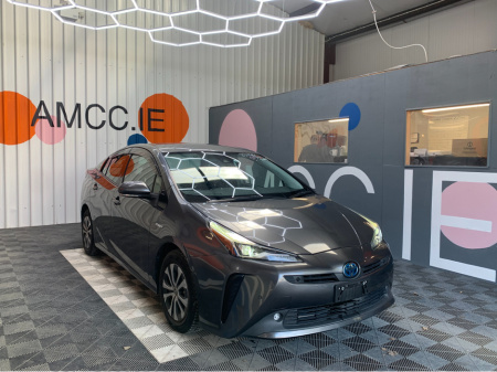 2019 Toyota Prius 1.8 HYBRID / 75k KMs / Reverse Camera, Electric Seats & More