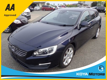 2018 Volvo V60 2.0 D4 SE LUXURY DIESEL 190 BHP AUTO // FULL LEATHER ELECTRIC SEATS // REVERSING CAMERA // CRUISE CONTROL // LANE ASSIST // COLLISION WARNING SYSTEM // LOW KMS // TOP SPEC // UPGRADED SPORT ALLOYS