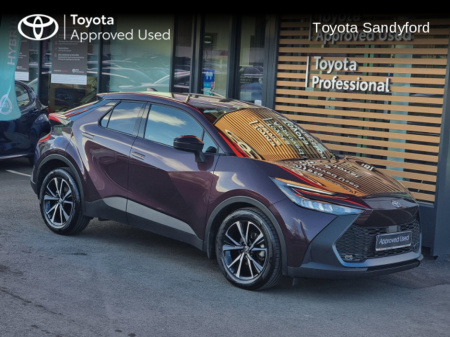 2024 Toyota C-HR NEW MODEL HYBRID SPORT // HEATED SEATS // APPLE CARPLAY/ANDROID AUTO // FULL WARRANTY €36,945