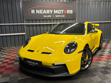 2022 Porsche 911  €324,950