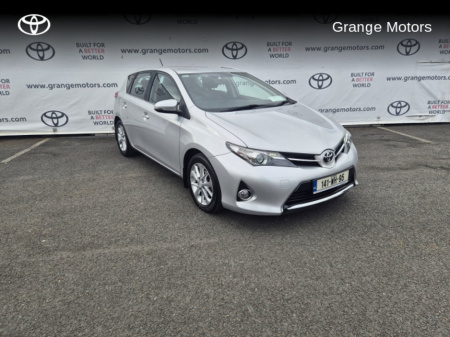 2014 Toyota Auris 1.4 D-4D LUNA 5DR