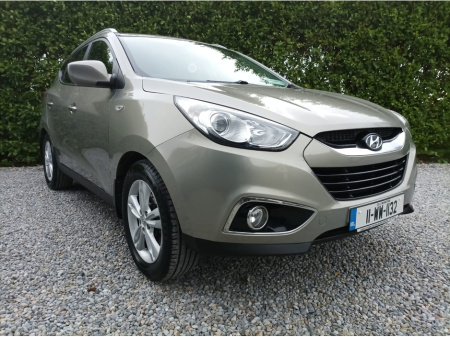 2011 Hyundai ix35 1.7 5DR LOW MILEAGE WELL SERVICED  RECENT BRAKE OVERHAUL INCLUDING NEW PADS AND DISCS 4 NEW TYRES NEW CLUTCH KIT  JUST PASSED NCT 6 SPEED MANUAL DIESEL 2 FACTORY REMOTE KEYS
