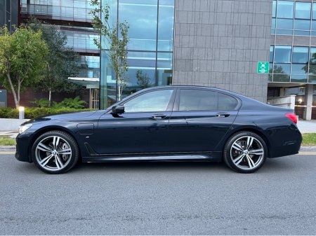 2017 BMW 7 Series 740e M-Sport €29,950