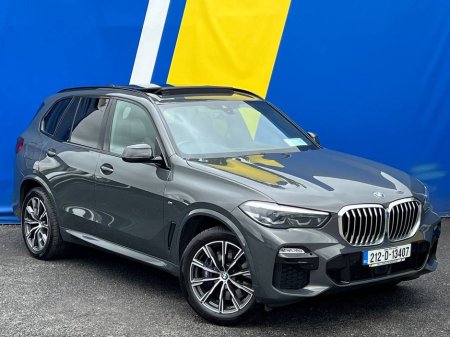2021 BMW X5 XDRIVE45e M-SPORT 3.0 HYRID AUTO // PANORAMIC SUNROOF // ADAPTIVE CRUISE CONTROL // APPLE CARPLAY/ANDROID AUTO