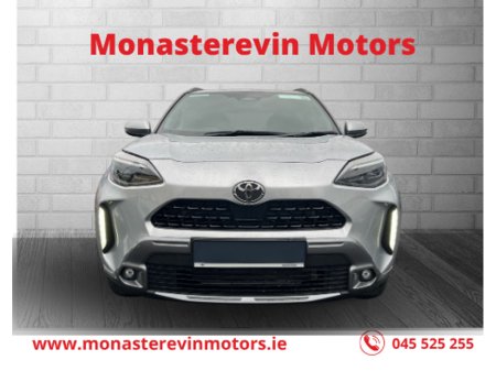 2025 Toyota Yaris SOL 4DR AUTO