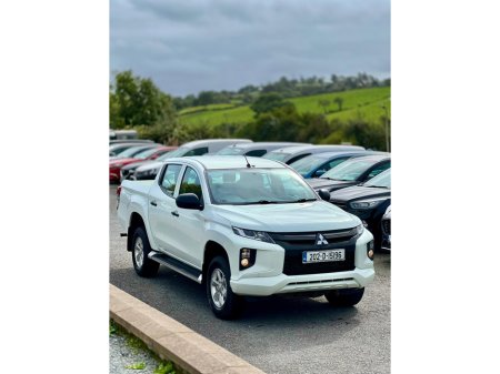 2020 Mitsubishi L200  €17,500