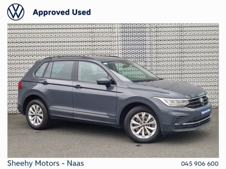 2022 Volkswagen Tiguan Life 1.4TSI PHEV DSG, Rear Camera