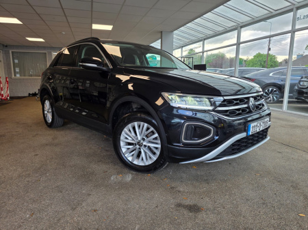 2022 Volkswagen T-Roc LIFE 2.0 TDI MANUAL 6SPEED FWD 1 116HP 5 €27,950