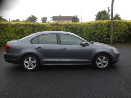 2013 Volkswagen Jetta 1.6 TDI Se BLUEMOTION TECHNOLOGY €9,500