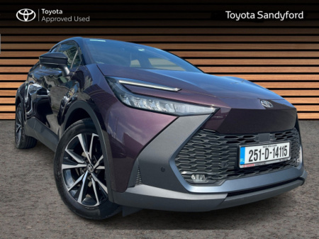 2025 Toyota C-HR 2.0 PHEV HYBRID SPORT + // PANORAMIC ROOF // APPLE CARPLAY/ANDROID AUTO // REAR CAMERA & PARK ASSIST // FULL WARRANTY