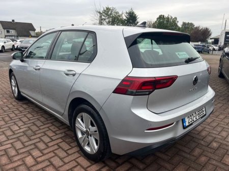 2023 Volkswagen Golf Life 2.0 TDI 115HP 5DR €30,990