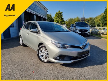 2016 Toyota Auris 1.2T 5DR LUNA 4DR €13,950