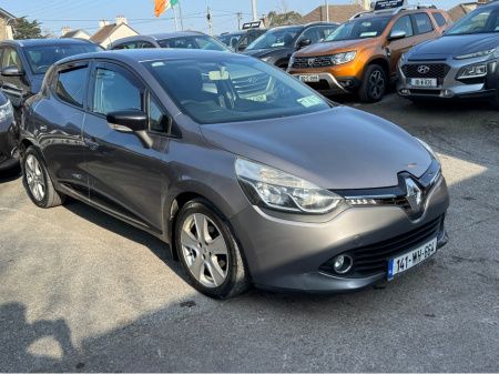 2014 Renault Clio ideal starter car