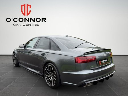 2017 Audi A6 “Warning: May Cause Excessive Staring at Traffic Lights ?” €23,888