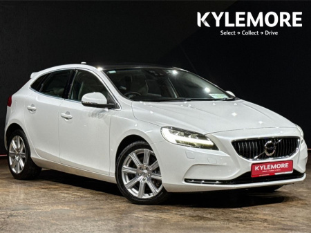 2019 Volvo V40 1.5 AUTOMATIC - CLASSIC EDITION - CREAM LEATHER UPHOLSTERY - REVERSE CAMERA/PARKING RADAR - UPGRADED ALLOYS - WOOD FINISH