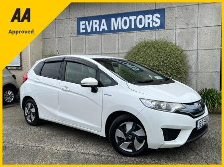 2015 Honda Fit AUTOMATIC HYBRID 1.3 PETROL €9,950