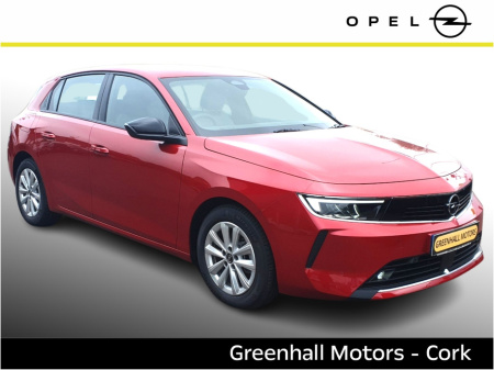2025 Opel Astra 1.2 Petrol SC in Hot Red