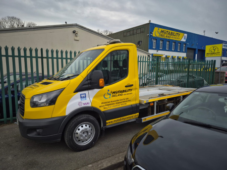 2017 Ford Transit Recovery/Pickup Truck