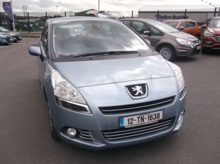 2012 Peugeot 5008 
