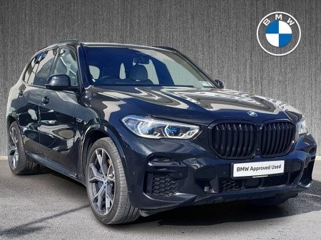 2022 BMW X5 xDrive45e M Sport €72,995