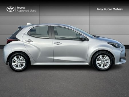 2025 Toyota Yaris - Save EUR 4,000 - Luna - 1.5 Hybrid - Automatic - EUR 180 Tax // Remote Central Locking // Front Electric Windows // Rear Electric Windows // Electric Mirrors // Finger Tip Stereo Controls €26,435