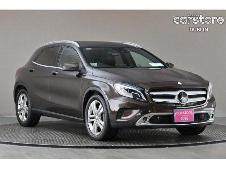 2016 Mercedes-Benz GLA Class GLA 180 *HALF LEATHER MEMO SEATS*REVERSE CAM*PARK SENSORS*
