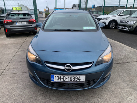 2013 Opel Astra S 1.4 I 100PS 4DR €4,500