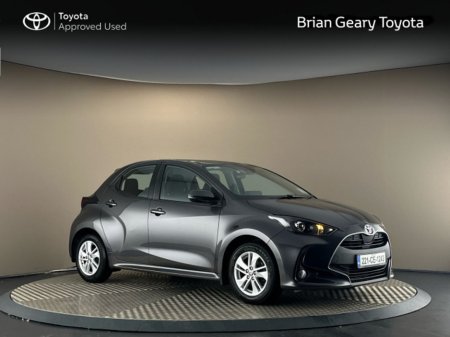 2022 Toyota Yaris 1.0 LUNA