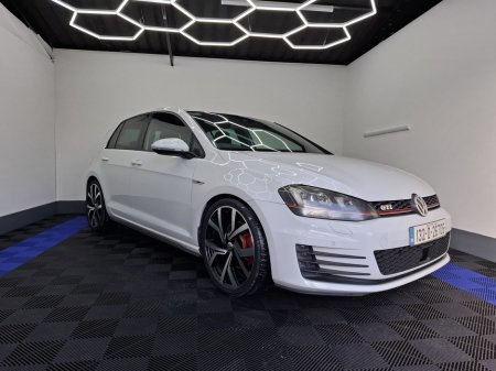 2013 Volkswagen Golf 