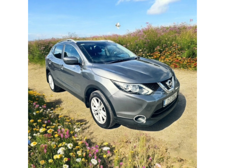 2017 Nissan Qashqai 1.2 PET SV CVT €13,995