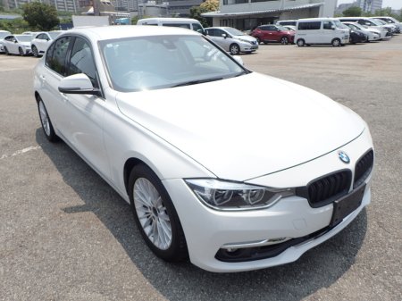 2016 BMW 3 Series 320D SPORT 2.0 DIESEL AUTOMATIC // LOW KMS // IMMACULATE EXAMPLE // ALLOYS // CRUISE // SPORT INTERIOR €18,950