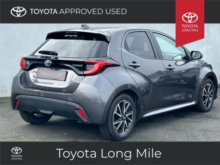 2025 Toyota Yaris 1.5 Hybrid Luna Sport 5dr €28,749