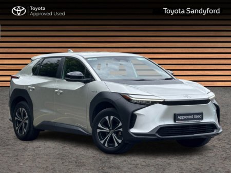2025 Toyota bZ4X SPORT 11KW EV AUTOMATIC // FULL LEATHER HEATED SEATS & STEERING WHEEL // REAR CAMERA & PARK ASSIST // APPLE CARPLAY/ANDROID AUTO // POWER TAILGATE // FULL WARRANTY