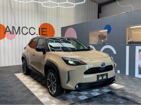 2020 Toyota Yaris Cross 1.5 HYBRID / 89k KMs / Heated Seats, 360 Camera & More