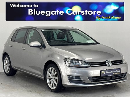 2017 Volkswagen Golf Semi Digital Dash**DSG Automatic Gearbox**Touchscreen Media**Reverse Camera**Automatic Headlights**Multifunctional Steering Wheel**Automatic Handbrake**Air Conditioning**Apple CarPlay**Isofix**