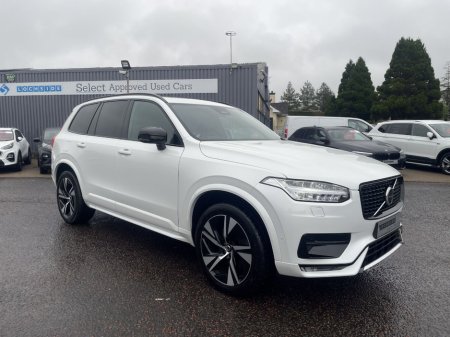 2022 Volvo XC90 Plus