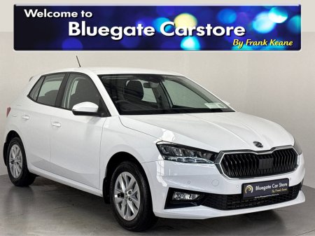 2025 Skoda Fabia SEL 1.0 MPI 80HP**DIGITAL DASH**MULTIFUNCTIONAL STEERING WHEEL**PARKING SENSORS**ANDROID AUTO**CLOTH INTERIOR**AIR CONDITIONING**FINANCE AVAILABLE**