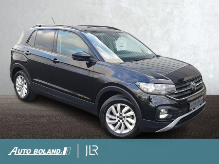 2023 Volkswagen T-Cross Life 1.0 TSI 95HP - Apple Car Play & Android Auto, Wireless Phone Charger, Dual Climate Control, Reverse Camera