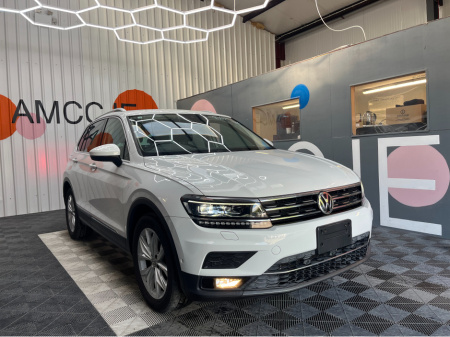 2018 Volkswagen Tiguan TIGUAN AUTOMATIC TSI HIGH LINE / 70k KMs / FRONT & REAR HEATED SEATS , REVERSE CAMERA & MORE