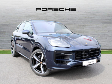 2025 Porsche Cayenne E-Hybrid €130,000
