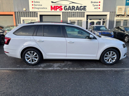 2020 Skoda Octavia COMBI Ambition 1.6TDI 115HP €14,500