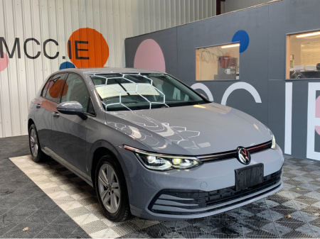 2022 Volkswagen Golf eTSI / 16k KMs / Automatic / Adaptive Cruise, Reverse Camera & More